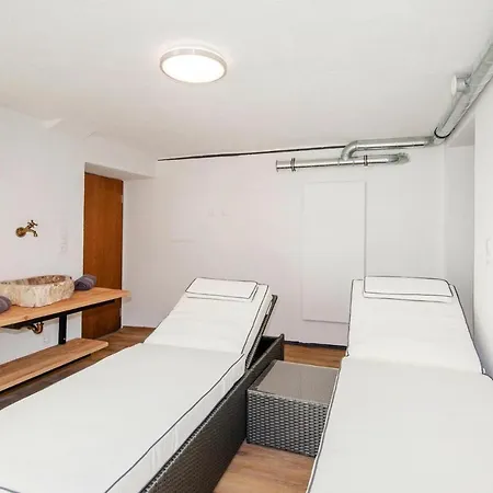 - Otr02521-dya Apartment *